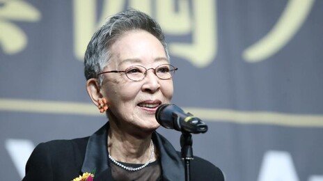 ‘한국의 리즈 테일러’ 배우 김지미 미국서 별세