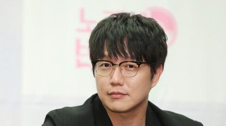‘미등록 운영’ 성시경 소속사·누나 검찰 송치…성시경은 제외