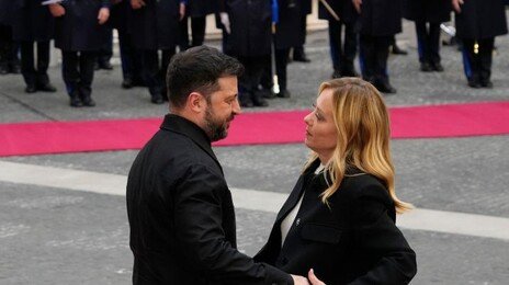 ‘대선 회피’ 비난에… 젤렌스키 “안전 보장땐 90일내 선거”