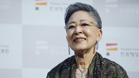 “700가지 인생 살아 후회 없어”… ‘한국의 리즈 테일러’ 떠나다