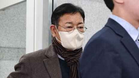 ‘쌍방울 부탁받고 대북송금 진술 번복’ 안부수 구속영장 기각