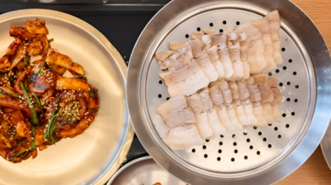 보쌈 전자레인지에 데우다 1분만에 ‘펑’…안전한 방법은? [알쓸톡]