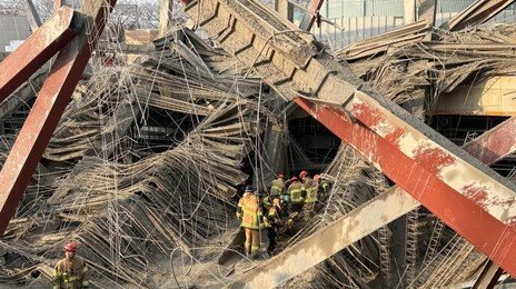 광주 도서관 공사장 붕괴, 2명 숨지고 2명 매몰