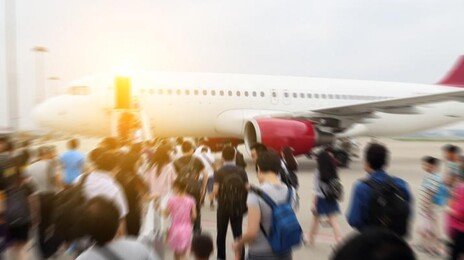 비행기 탈 때 마시는 초미세먼지 ‘매우 심각’…WHO 기준치 2배↑