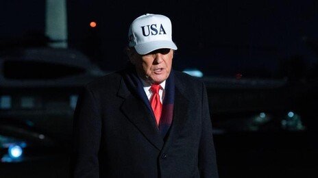 트럼프, 시리아 미군 피격에 “큰 피해 줄 것”…재차 보복 예고