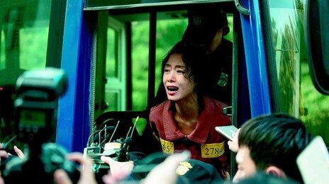 ‘자백의 대가’ 전도연 “얼굴 근육 가장 많이 써 본 작품”