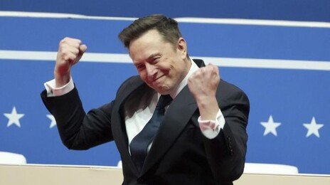 머스크 세계최초 ‘조만장자’ 눈앞…자산 995조원 넘어