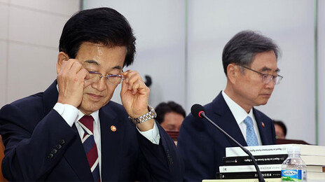 외교부-통일부, 대북정책 샅바싸움…국힘 “안보 콩가루 집안”