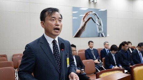 김종철 방미통위원장 후보 “청소년 SNS 제한 검토”