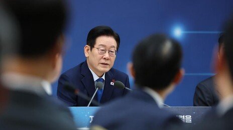 李 대통령 “탈모약 건보적용 검토” 지시에…탈모 테마주 급등