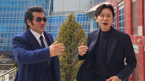 “영웅본색을 우린 왜 80번이나 봤을까?”…수없이 되감은 김보성-김민종 35년 의리