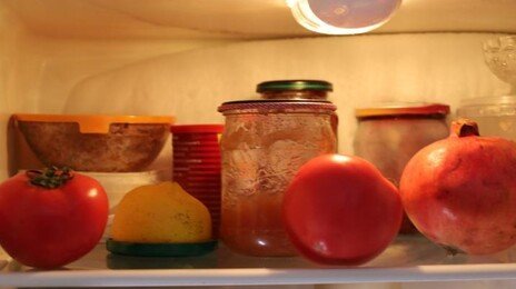 “70%만 채워라”…냉장고 수리 부르기 전 확인해야 할 ‘이것’