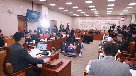 ‘허위정보 5배 배상’ 정보통신망법 개정안 법사위 의결