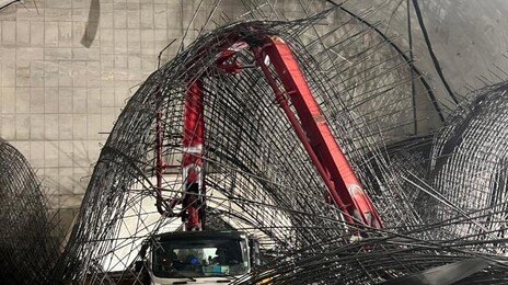 여의도 ‘신안산선’ 공사장 철근 구조물 붕괴… 1명 사망