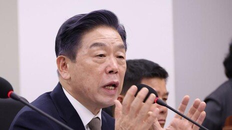 김형석 관장 불참에 李 “기분 나빠 못 나오겠다는 건가”