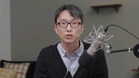 ‘저속노화’ 정희원 “불륜-성폭력 사실 아냐”…스토킹 피소女 주장 반박