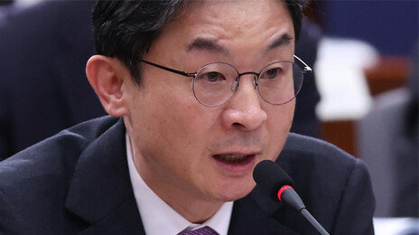 금융위원장 “치매머니 관리, 보험 등 안전장치 찾아보겠다”