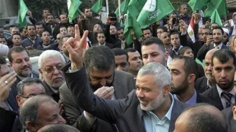 IS 사상 모태 ‘무슬림형제단’…“제재 필요” VS “갈등 증폭”