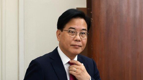 송언석 “이재명발 커피 인플레…현장 모르면 가만히 두는 게 최선”