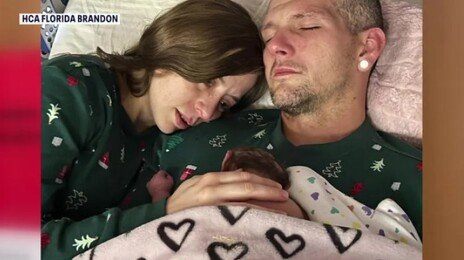 무뇌아 낙태 않고 출산…짧은 만남뒤 장기기증 선택한 美부부