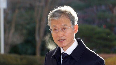 “조희대, 비상계엄 위헌적이라며 ‘계엄사 파견말라’ 지시”