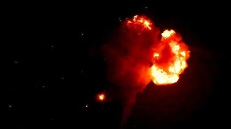 한국 첫 상업 발사체 ‘한빛-나노’ 이륙 중 화염 포착