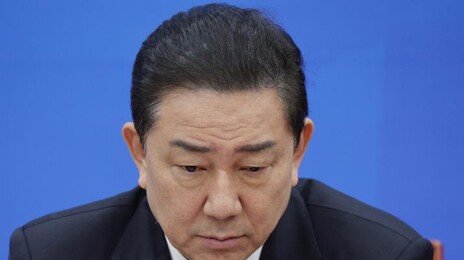 김병기, 대한항공 호텔 숙박권 수수 의혹에 “적절하지 못해”