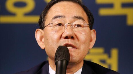 우원식, 필버 또 중단시키나…禹 “사회 맡아라”에 주호영 “악법 협조못해” 거부