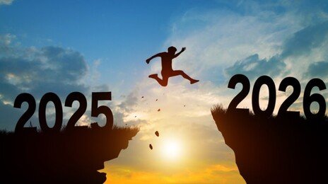 스페인·남아공 떴는데, 사우디·태국은 왜…2025년 경제 결산[딥다이브]