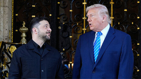 젤렌스키 만난 트럼프 “협상 막바지 단계…안전보장 있을 것”