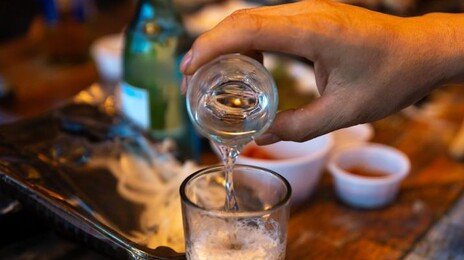 연말연시 폭음 뒤 찾아오는 ‘이것’…뼈 괴사까지 부른다