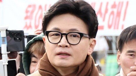 국힘 “당게 문제 계정, 한동훈 가족 명의”… 韓 “나중에 알았다” 첫 인정
