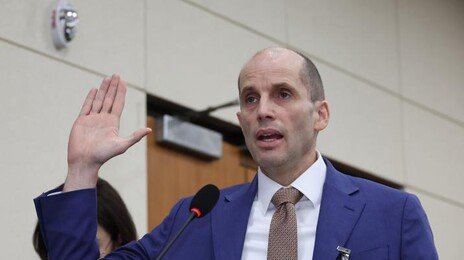 쿠팡 대표, 사과 요구에 “위증한 적 없어…통역 잘못됐다”