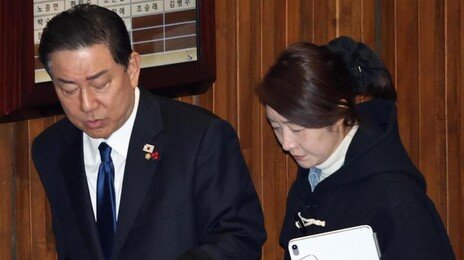 與 “집단 멘붕” 술렁… 강선우 “즉시 반환 지시” 1억 행방 묘연