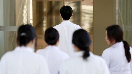 400명? 1000명? 의대 증원 결정 코앞인데 견해차 여전