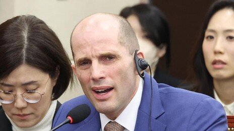 “오만방자” 질타에, 쿠팡 대표 “출금-위증고발 겁내지 않아”