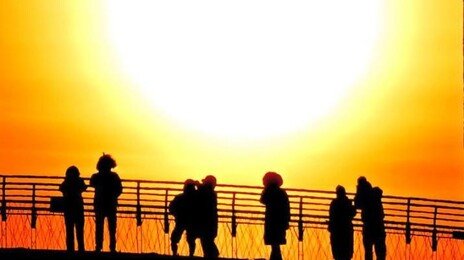 “꿈 향해 나아갈 수 있게…” 100만명 첫 일출맞이