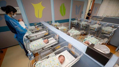 아이 울음 2년 연속 늘었지만…6년째 인구 감소 지속