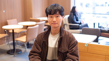 60년 미궁 ‘소파 움직이기’ 문제, 31세 한국인이 풀었다