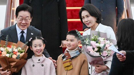 李, 시진핑에 ‘창의적 방안’ 제안… 남북대화 통로 역할 요청한 듯