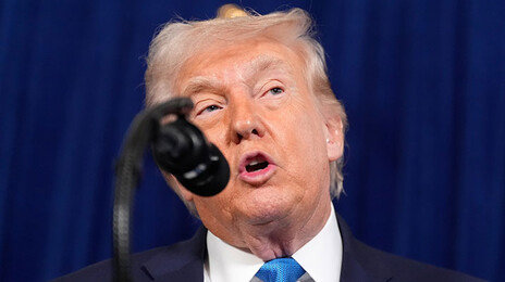 트럼프 “베네수엘라 석유, 美 인도해 시장 가격으로 판매할 것”