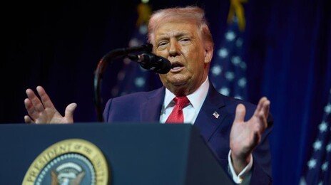 백악관 “그린란드 획득 논의중…미군 활용도 선택지”