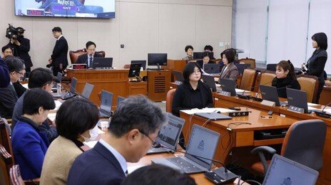 아동수당법 복지위 통과…2030년까지 만 8세→12세 확대