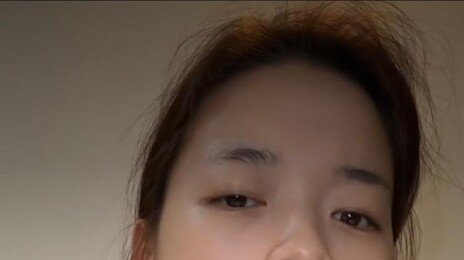 “진짜 장애 맞아?”…80만 팔로워 中 인플루언서에 쏟아진 의혹, 왜