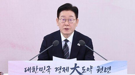 李 “청년 고용절벽은 국가 위기…특단의 대책 마련하겠다”
