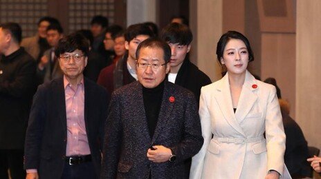 홍준표 “딸 같아서 거뒀더니” vs 배현진 “서울대 못간 미련” 공개 설전