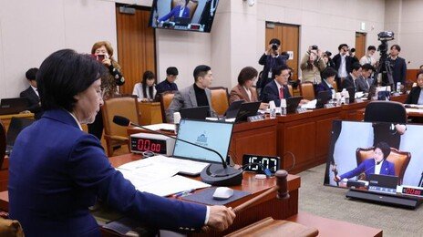 與, ‘2차 특검법’ 법사위 일방 처리… 野 “지방선거 겨냥 내란몰이”