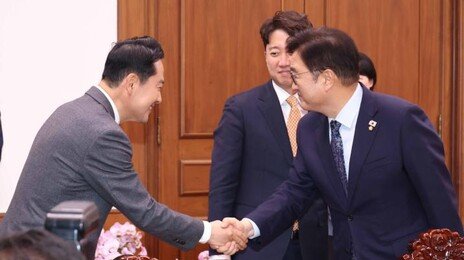 우원식, ‘8일 단식’ 장동혁 병문안…여야 대립 안타까움 표해