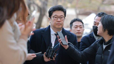 ‘홈플러스 사태’ MBK 김병주 구속 영장심사