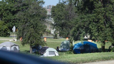‘국가적 스캔들’ 된 美 고령 노숙자 문제